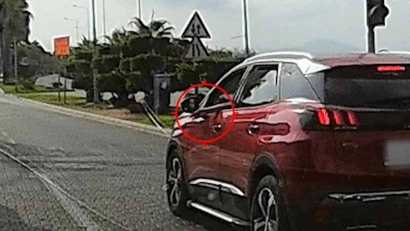 Yere izmarit atan sürücülere ceza yağdı - Resim : 1