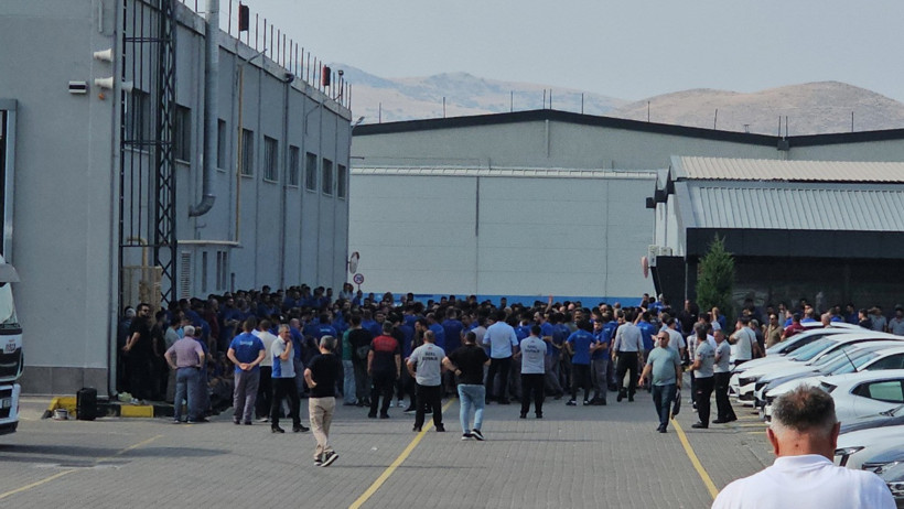 Yataş'ta 'maaş' eylemi - Resim : 1