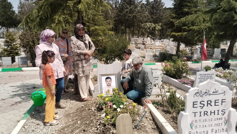 Kazaya inanmadılar: Direksiyonda ölü bulunan Samet'in ailesinden cinayet şüphesi - Resim : 1