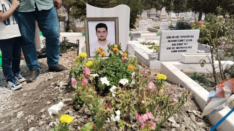 Kazaya inanmadılar: Direksiyonda ölü bulunan Samet'in ailesinden cinayet şüphesi - Resim : 2