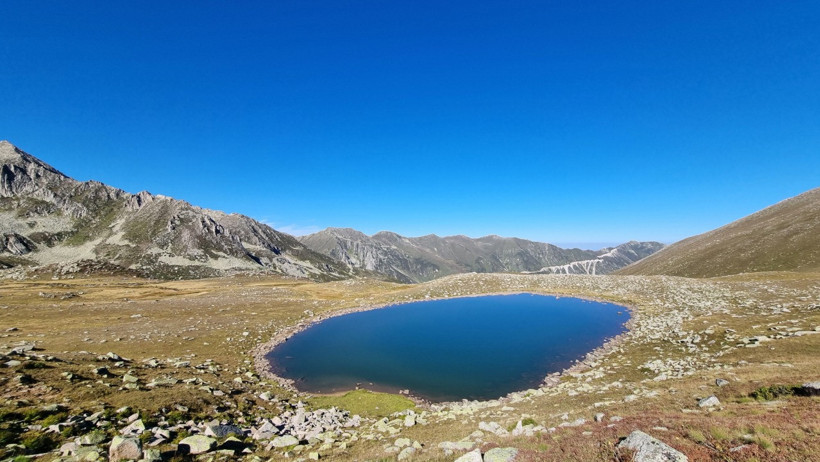 Binlerce metre yükseklikteki göllerde bile plastik var - Resim : 3