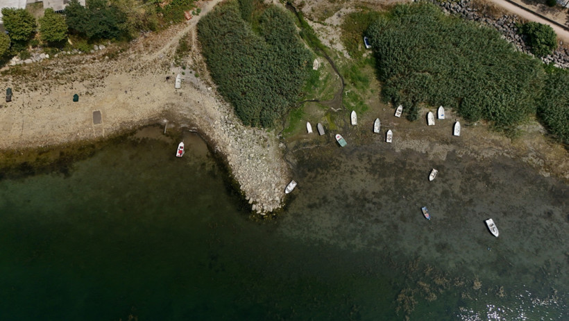 Sapanca Gölü'nde su seviyesi kritik eşiği aştı, taş kalıntılar ortaya çıktı - Resim : 2