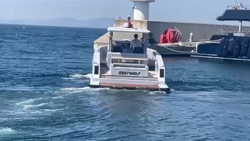 Ünlü iş adamı denizde kayboldu! Yatı parçalanmış halde bulundu - Resim : 2