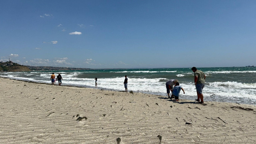 Tekirdağ’da fırtına alarmı: Denize girmek yasaklandı, uçuşlar iptal edildi - Resim : 7