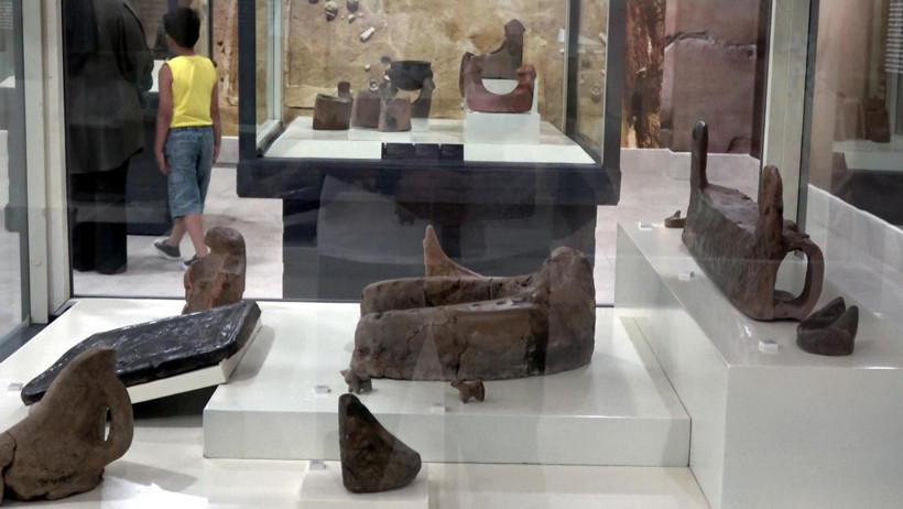 5 bin 500 yıllık eserler ilk kez sergiye çıktı - Resim : 1