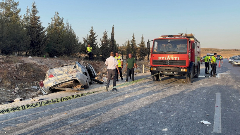 Gaziantep-Nizip Karayolu’nda feci kaza: 3 ölü, 3 yaralı - Resim : 2