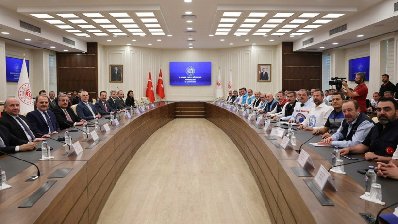 Memurlar için 'son' zam teklifi belli oldu - Resim : 1