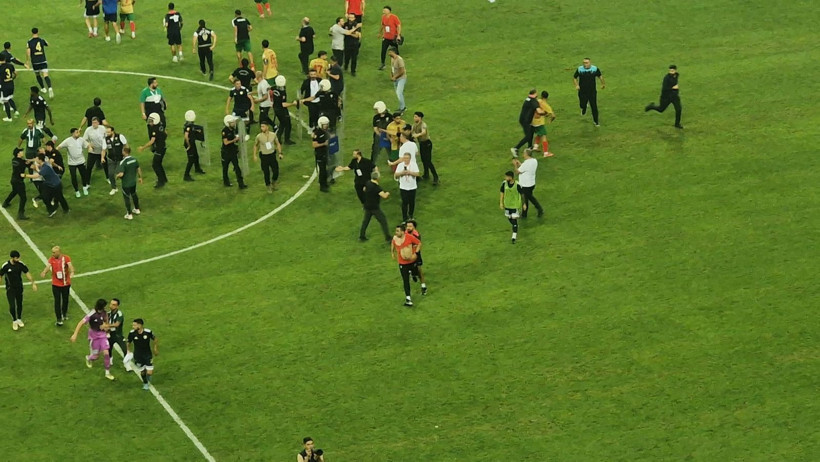 Diyarbakır’da olaylı maç: Amed-Erzurum karşılaşmasında ortalık karıştı - Resim: 9