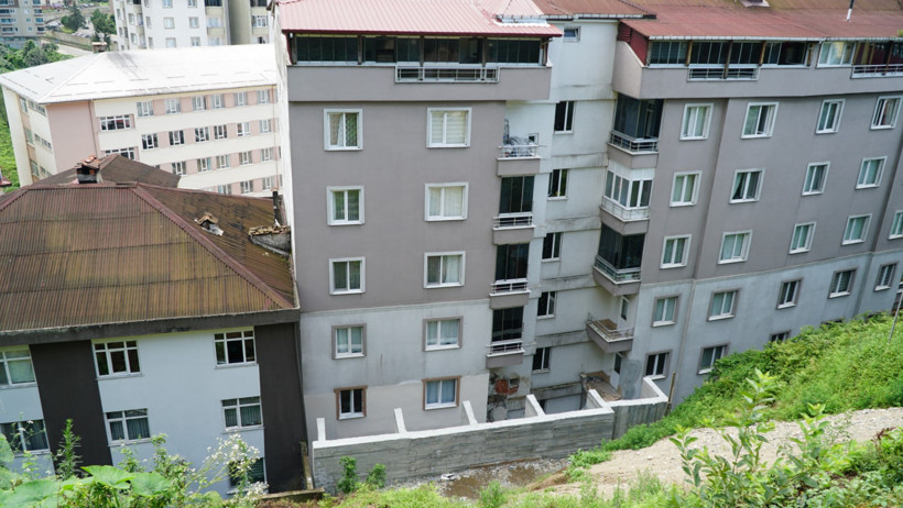 Ölümlü heyelan sonrası 'mühendislik ömrü biten' duvar yenilendi - Resim : 3