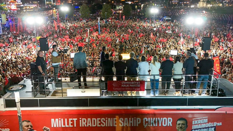 'Millet İradesine sahip çıkıyor' Adres bu kez Üsküdar - Resim : 5