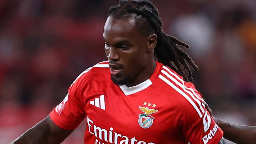 Trabzonspor'a yıldız orta saha: Renato Sanches bordo mavi dedi! - Resim : 1