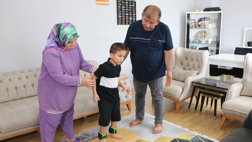 Ahmet'in annesi gözyaşlarıyla seslendi: Bu varyantın tedavisi var mı? - Resim : 2