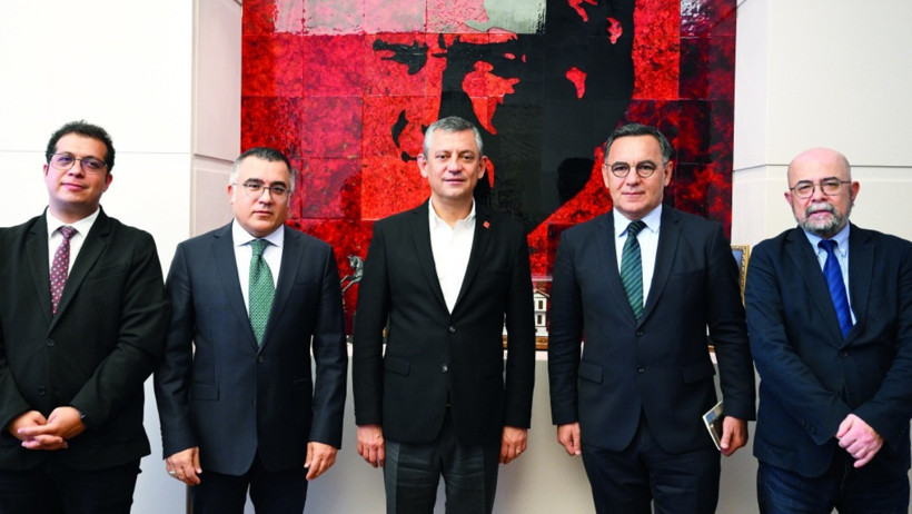 Özgür Özel NEFES’e konuştu, kurultay tarihiyle ilgili tartışmaya nokta koydu - Resim : 2