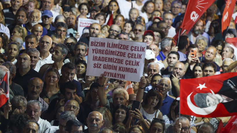 Özgür Özel: Kumpasçıları ve işbirlikçileri gömeceğiz - Resim : 4