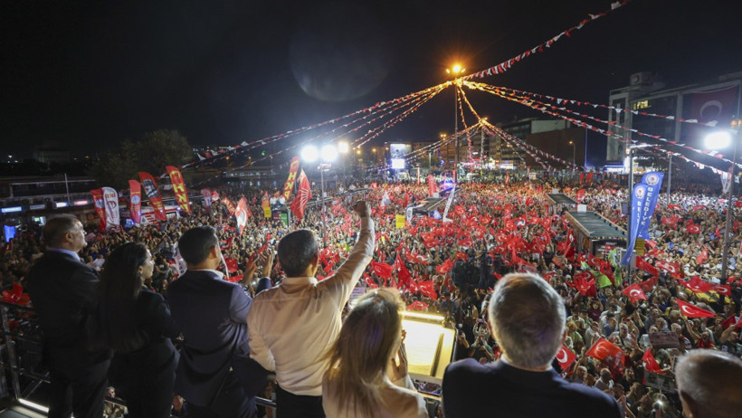 Özgür Özel: Kumpasçıları ve işbirlikçileri gömeceğiz - Resim : 3