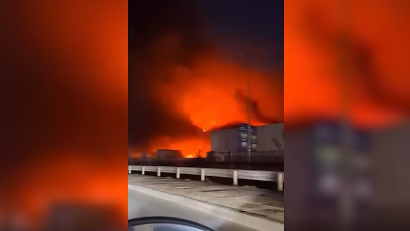 İkitelli Organize Sanayi Bölgesi'nde yangın - Resim : 2