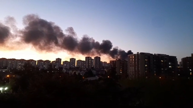 İkitelli Organize Sanayi Bölgesi'nde yangın - Resim : 1