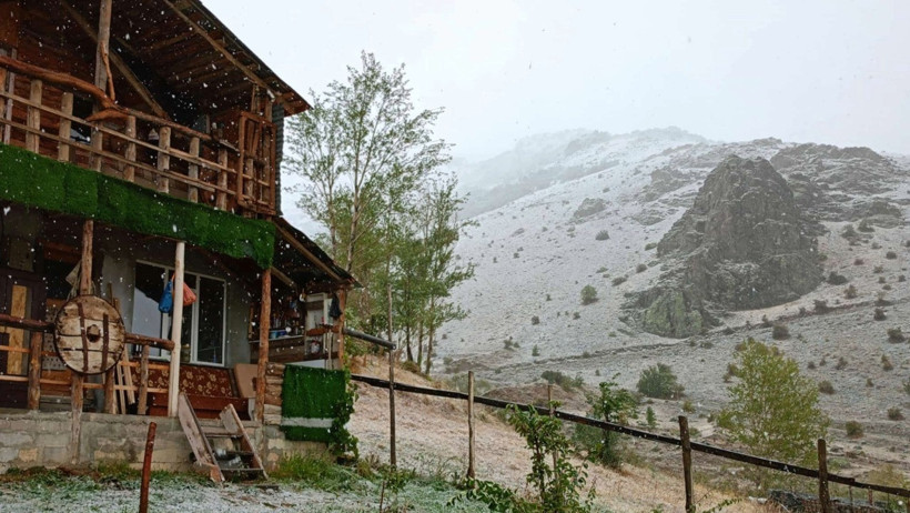 Doğu Karadeniz'in yüksek kesimleri beyaza büründü - Resim : 5