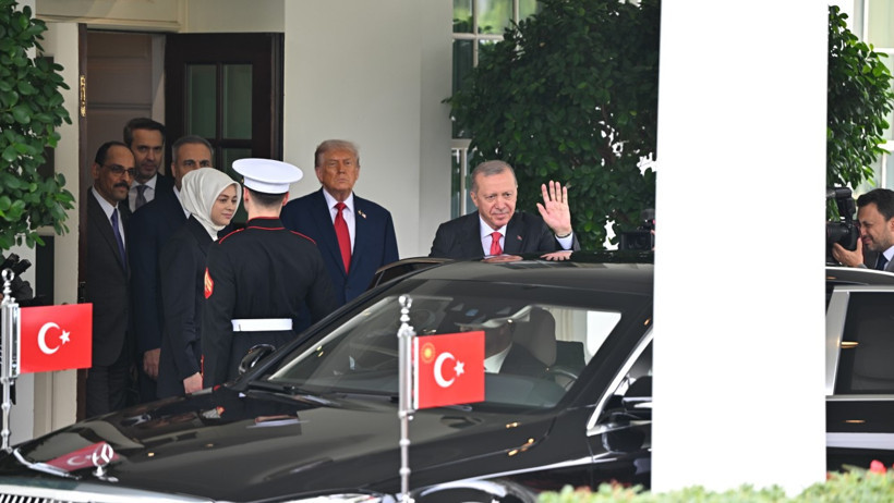 Erdoğan’ı Beyaz Saray’da ağırlayan Trump: Yaptırımları hemen kaldırabiliriz - Resim : 7