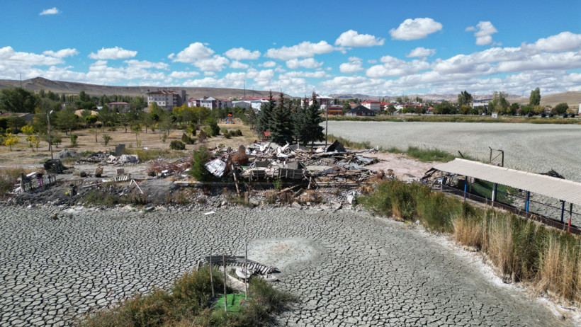 Göçmen kuşların cennetiydi: Tamamen kurudu - Resim : 7