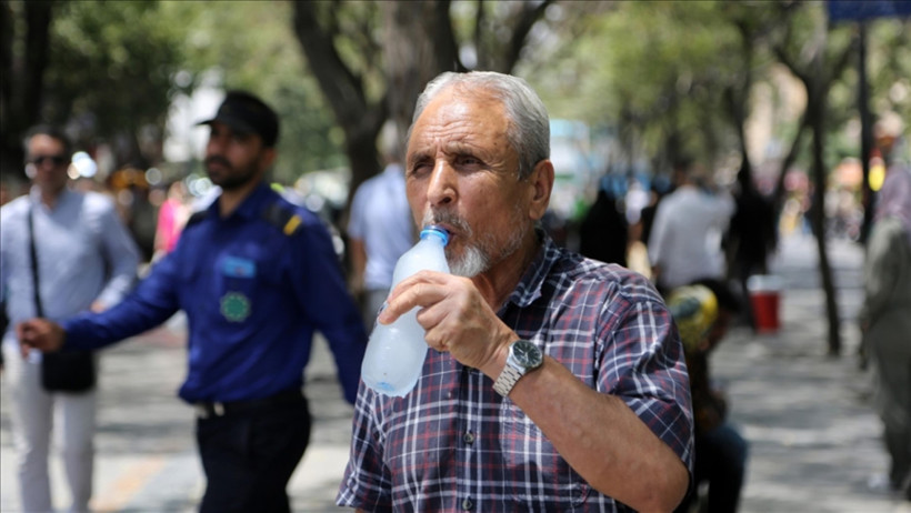 İran Cumhurbaşkanı: Başkenti Tahran’dan taşınmak zorundayız - Resim : 1