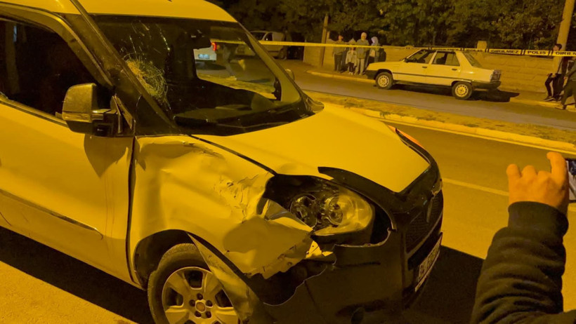 Yol kenarında yürürken otomobil çarptı: Eski muhtar feci şekilde öldü - Resim : 1