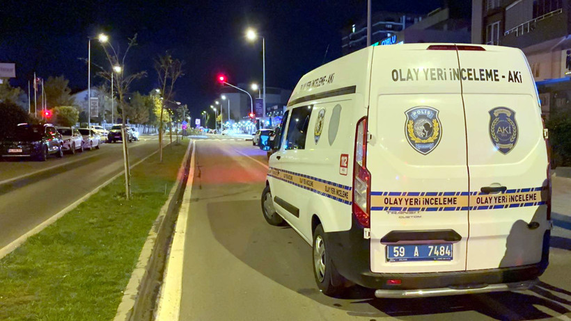 Eski ortak dehşeti: 'Beni dolandırdı' dedi, evinin önünde vurdu! - Resim : 1