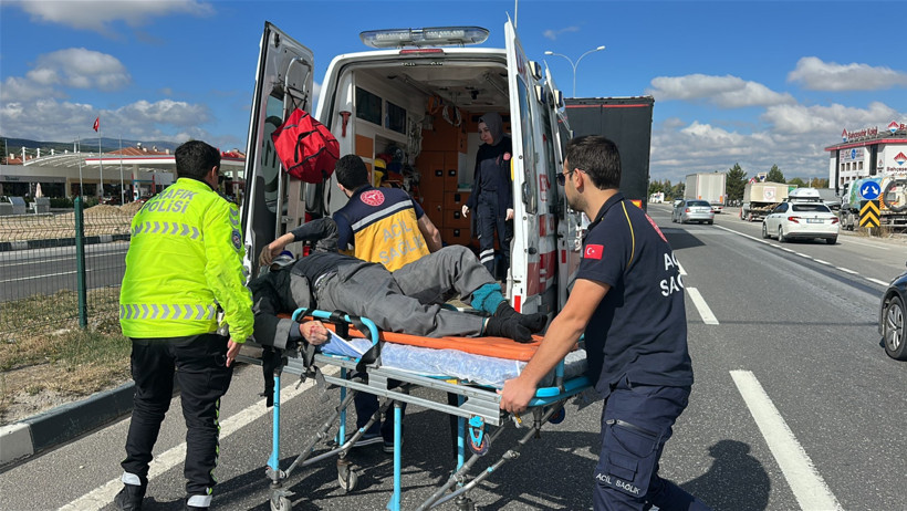 Yolun karşısına geçmek isterken TIR’ın altında kaldı - Resim : 2