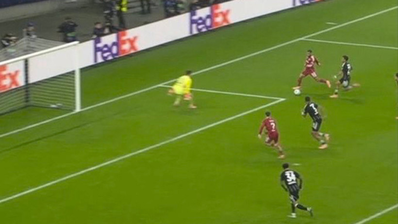 Mohamed Salah Liverpool'u sildi: Olay yaratan hamle - Resim : 1