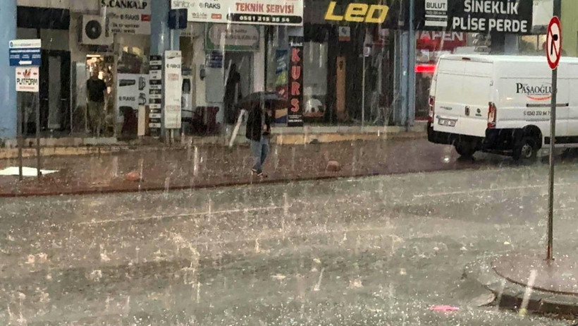 Antalya'da sağanak ve dolu hayatı felç etti - Resim: 5