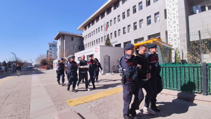 Trafik müdürüne saldırı! Kimlik sorunca tekme attı, tutuklandı - Resim : 1