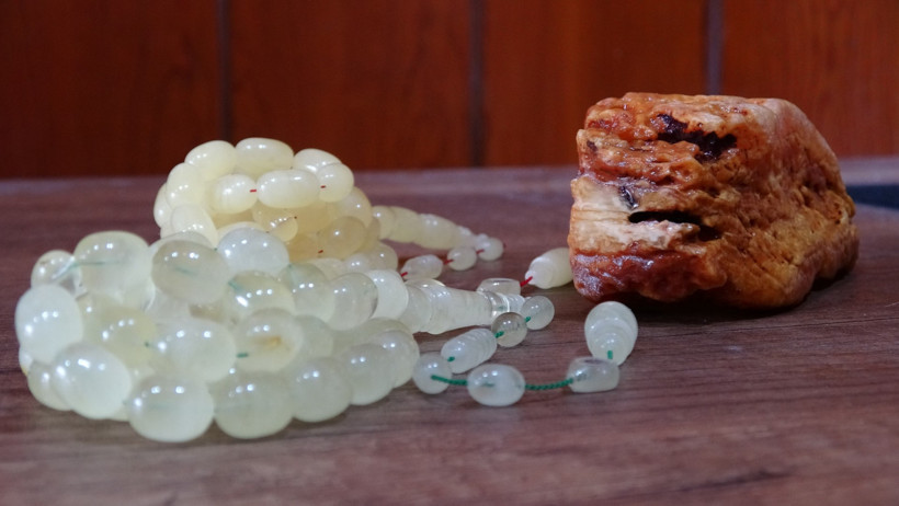 Bu tespihler arabayla takas ediliyor - Resim : 3