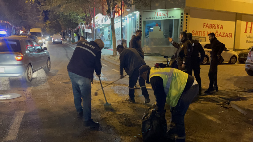 Motosiklet metrelerce sürüklendi - Resim : 1
