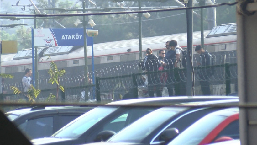 Ayağı Marmaray'a sıkıştı - Resim : 1