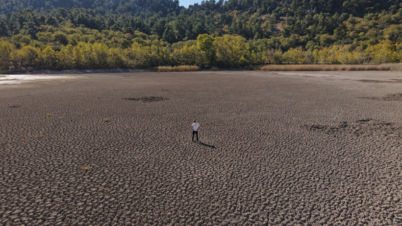Su 300 metre çekildi, milli park statüsü tehlikede - Resim : 1