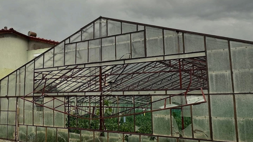 Antalya’da sağanak fırtınaya döndü: Ceviz büyüklüğünde dolu yağdı - Resim : 2