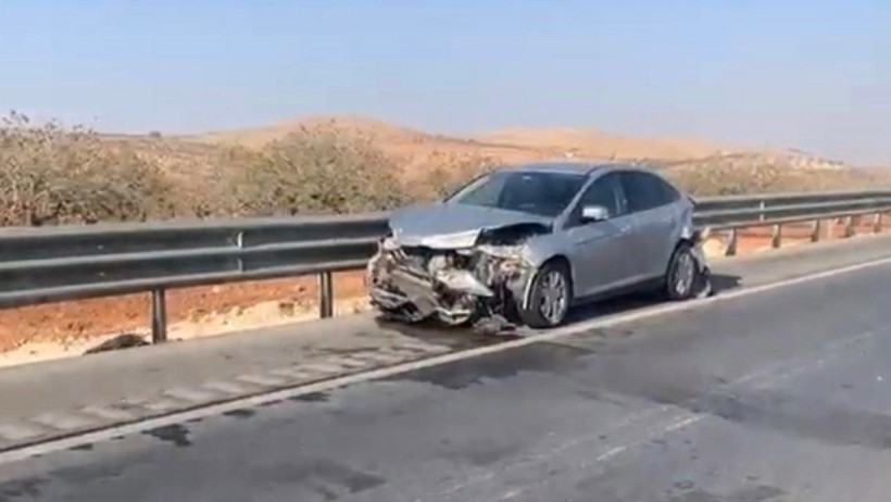 Zincirleme kazada 9 yaşındaki çocuk hayatını kaybetti - Resim : 1