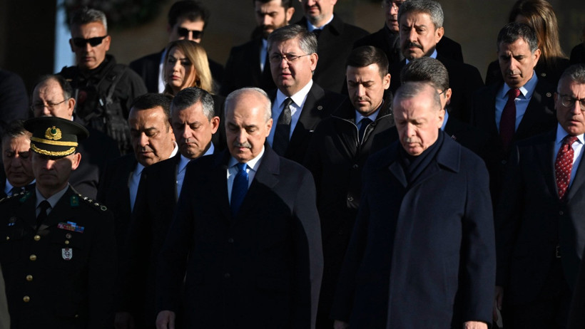 Erdoğan Ata'nın huzurunda: Cumhuriyet'e tutkuyla sahip çıkıyoruz - Resim : 3