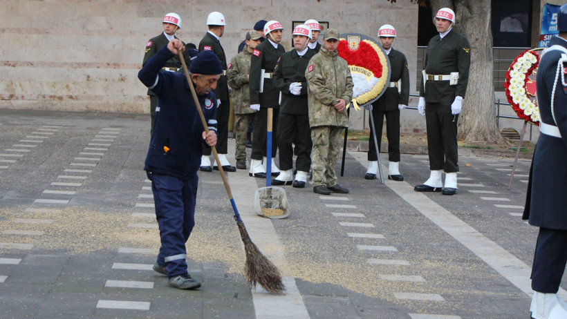 Zamanla yarıştı, bitirince Ata'ya saygı duruşunda bulundu: Vicdanım el vermedi - Resim : 1