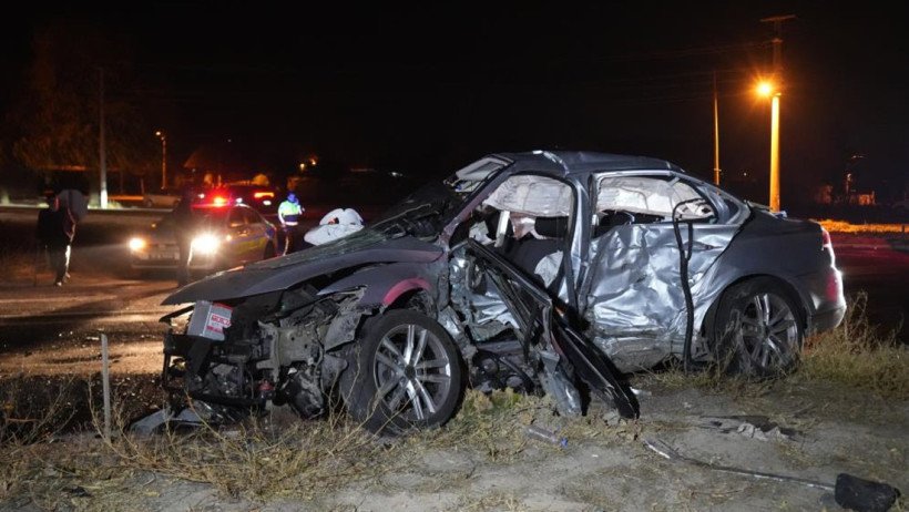Niğde’de feci kaza: 3 ölü, 6 yaralı - Resim : 2