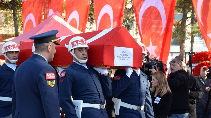 Türkiye’nin 20 evladı için gözyaşı sel oldu - Resim : 32