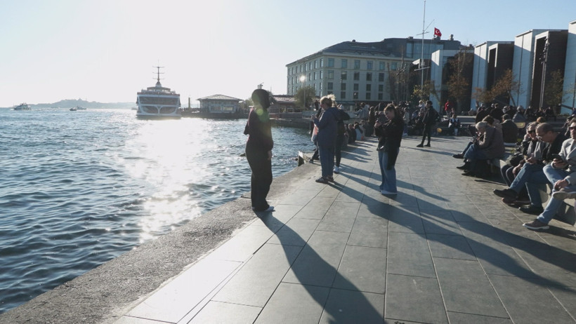 İstanbul'da güneşli havayı fırsat bilenler sahilleri doldurdu - Resim : 3