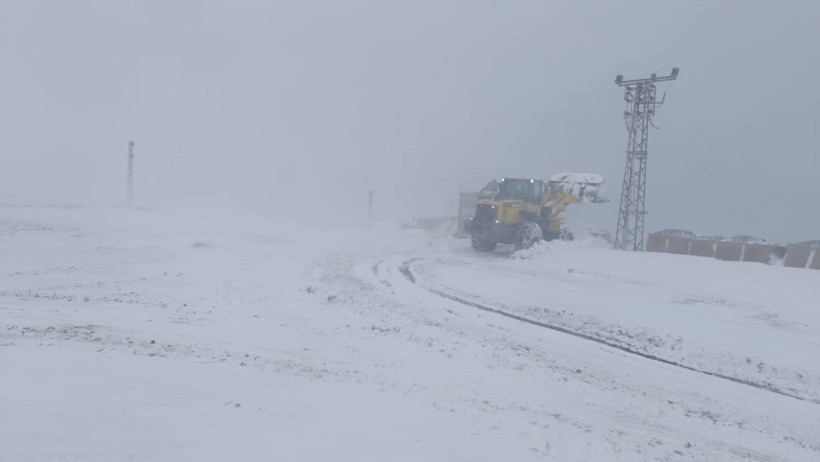 Şırnak'ta kar ve sağanak etkili oldu - Resim : 1
