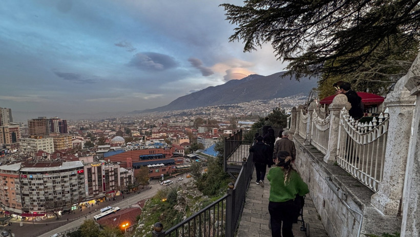 Uludağ semalarında mercek şeklinde bulut oluştu - Resim : 2