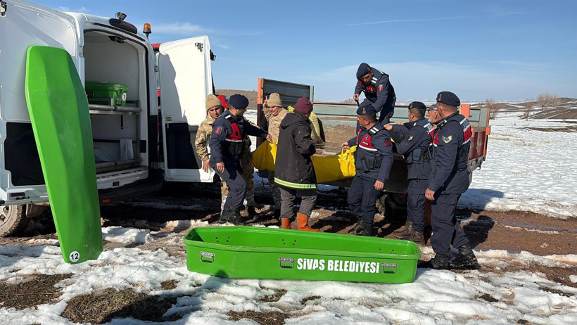 9 gündür aranıyordu: Arazide ölü bulundu - Resim : 1