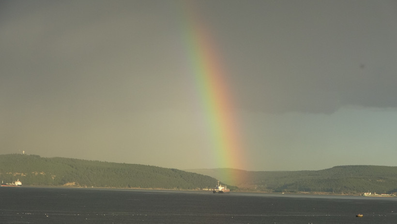 Boğazda kartpostallık anlar: Çifte gökkuşağı renk cümbüşü yarattı - Resim : 1
