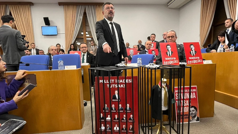 Komisyon gerildi: Bakan Yılmaz Tunç 'Şov yapmayın' diye çıkıştı - Resim : 1