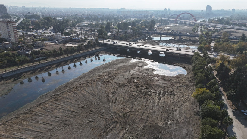 Adana'da son 52 yılın en kurak dönemi: Nehre ve kanallara su verilmiyor - Resim : 1