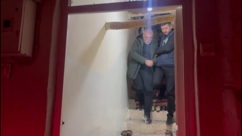 19 yıl sonra çözüldü: Öğretmeni öldürüp yakmışlar - Resim : 1