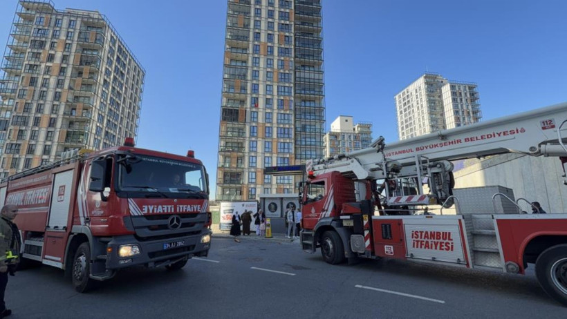 Başakşehir’de 27 katlı binada yangın paniği: 100 daire tahliye edildi - Resim : 1